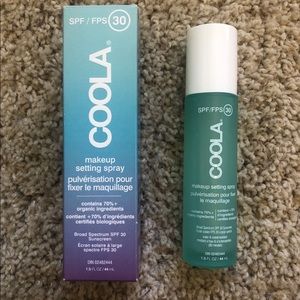 Coola makeup setting spray